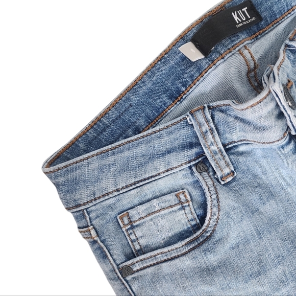 Kut from the Kloth Connie Ankle Skinny Step-Hem Jeans Size 6. - Picture 6 of 14